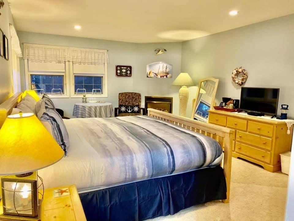 Seafarers Bed & Breakfast トフィーノ エクステリア 写真