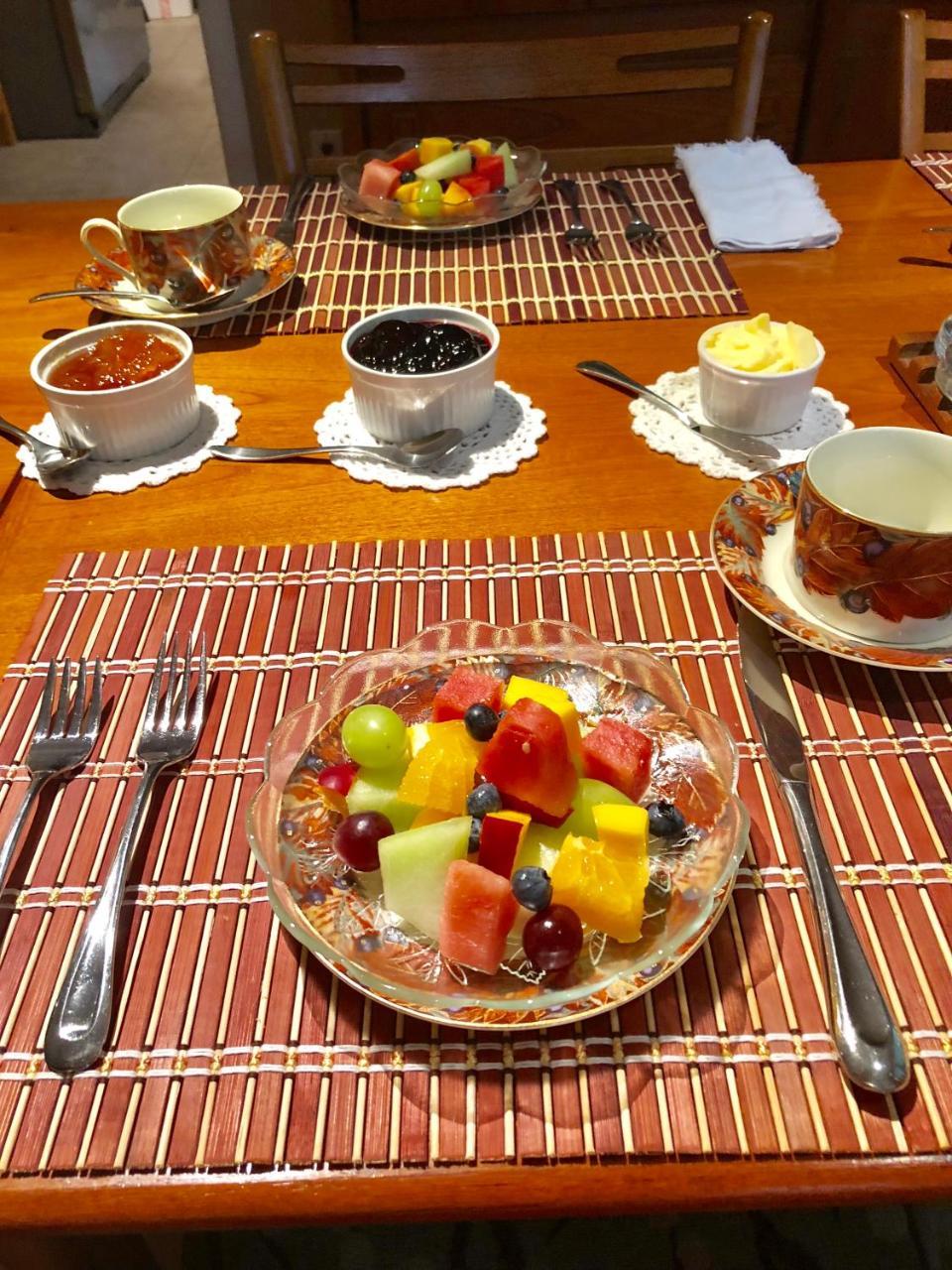 Seafarers Bed & Breakfast トフィーノ エクステリア 写真