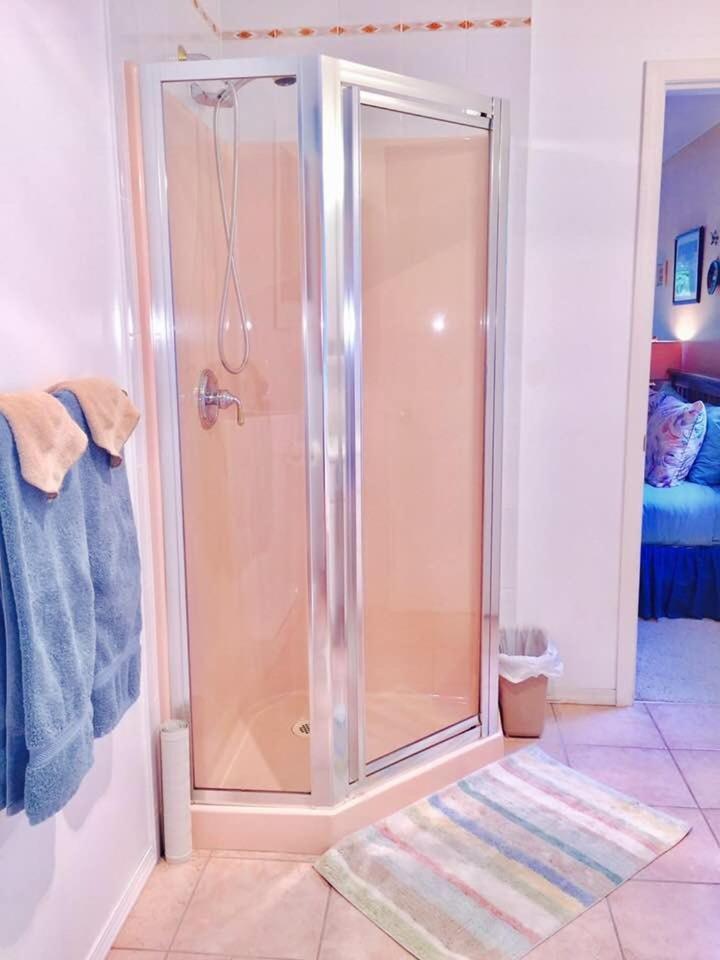 Seafarers Bed & Breakfast トフィーノ エクステリア 写真